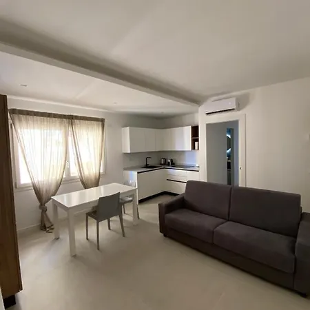 Oriol Apartment *